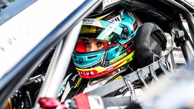 Porsche Cup race action